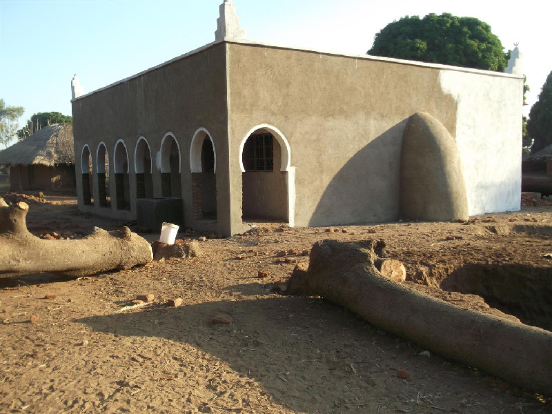 Al-Imdaad Foundation masjid in Namalaka starts to take on its final appearance     